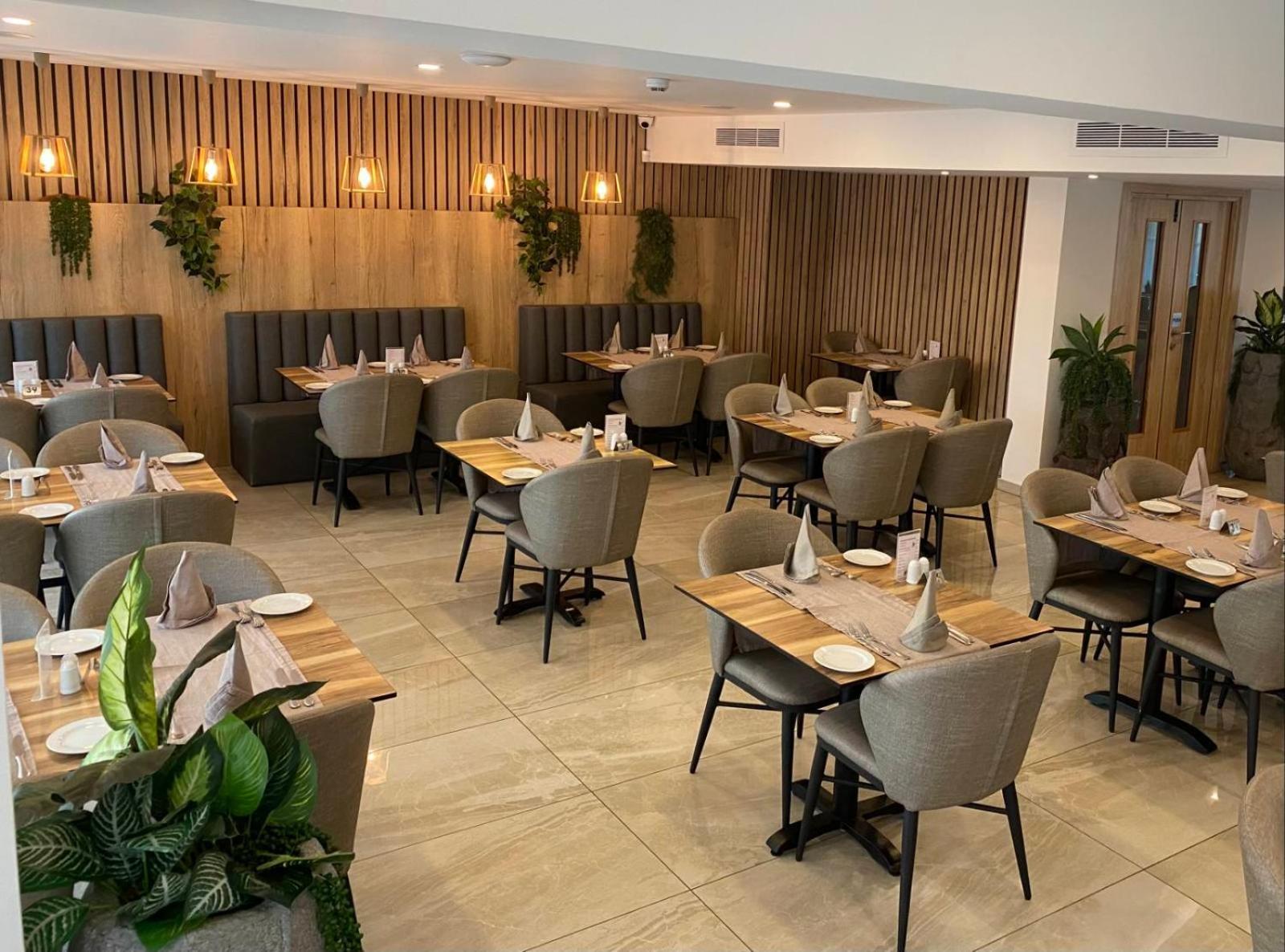 Bohemian Gardens Hotel 普罗塔拉斯 外观 照片