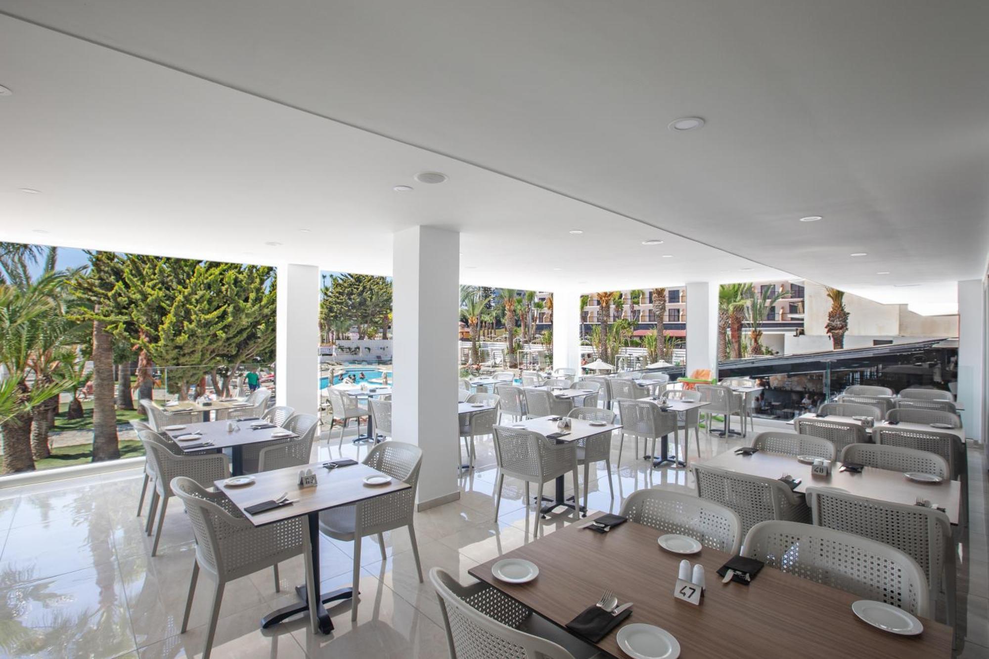 Bohemian Gardens Hotel 普罗塔拉斯 外观 照片