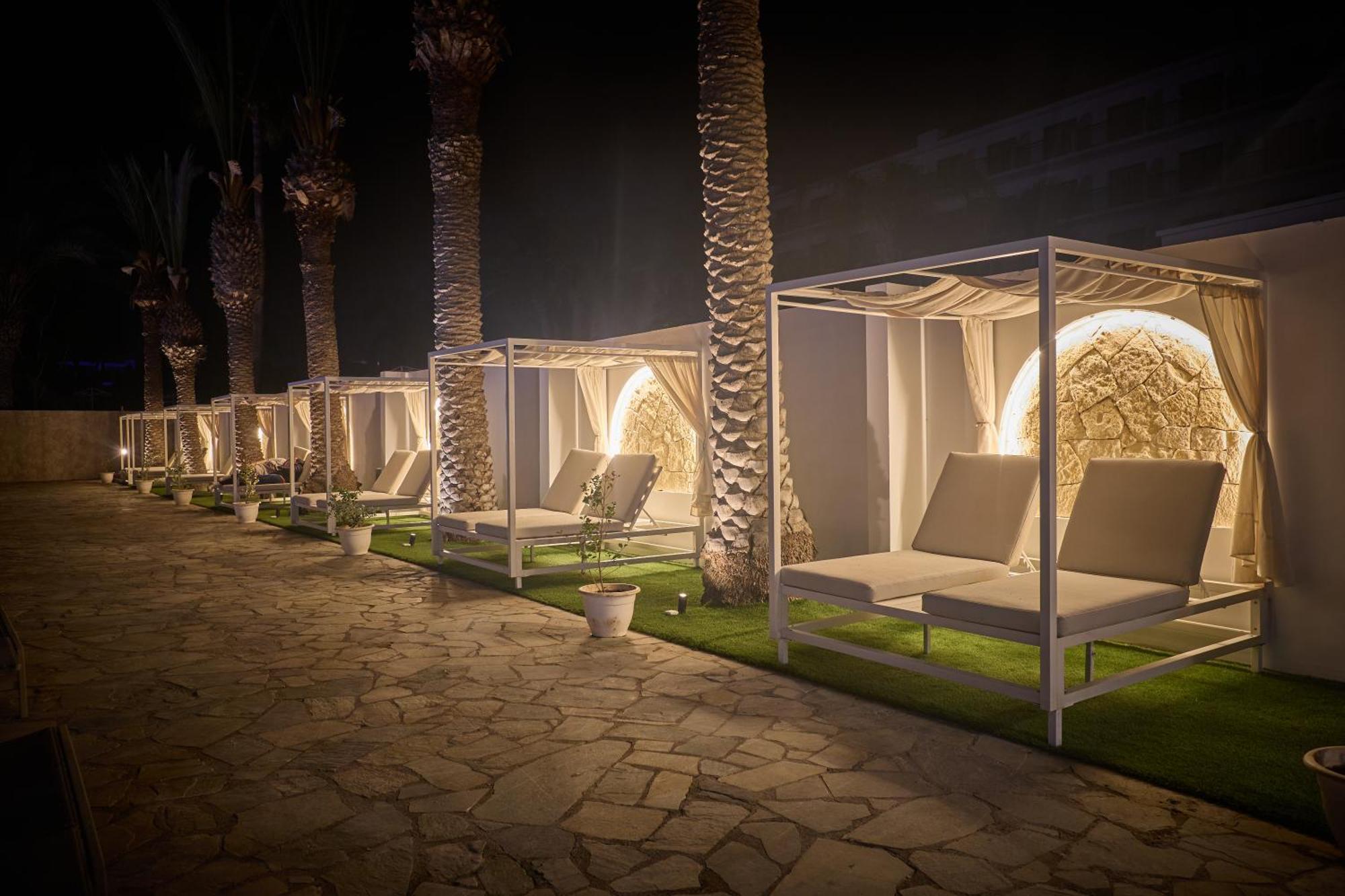 Bohemian Gardens Hotel 普罗塔拉斯 外观 照片